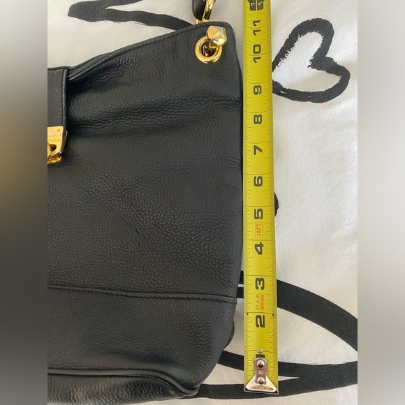 ** SOLD ** Leather Delane Purse with gold hardware. - Picture 3 of 7